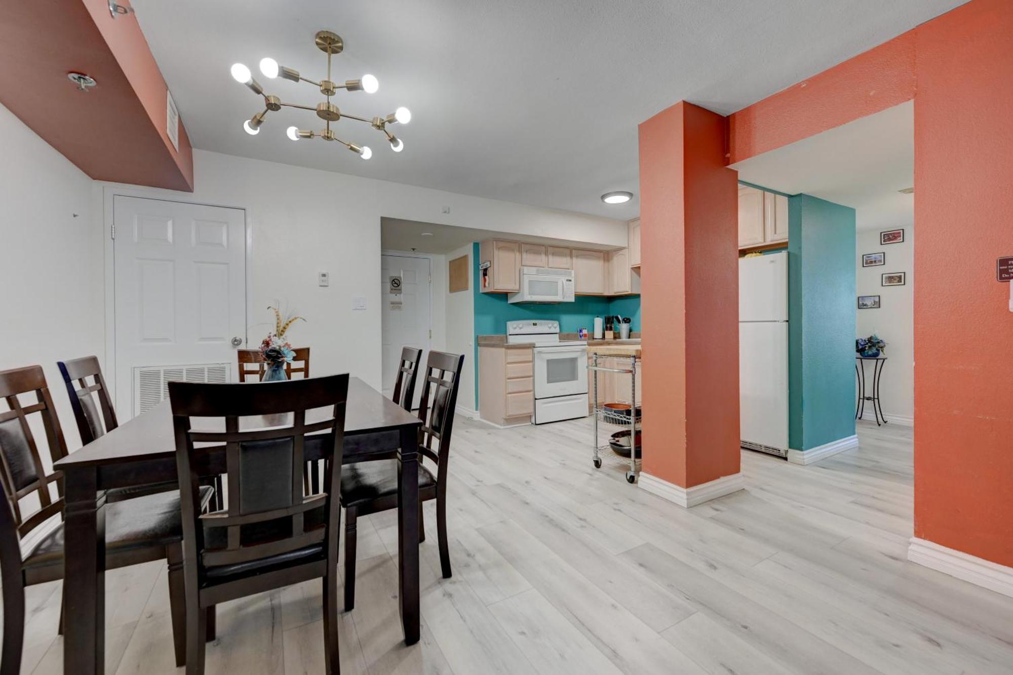 Penthouse With Epic Strip Views - 2bd & 2ba - No Fees! Las Vegas