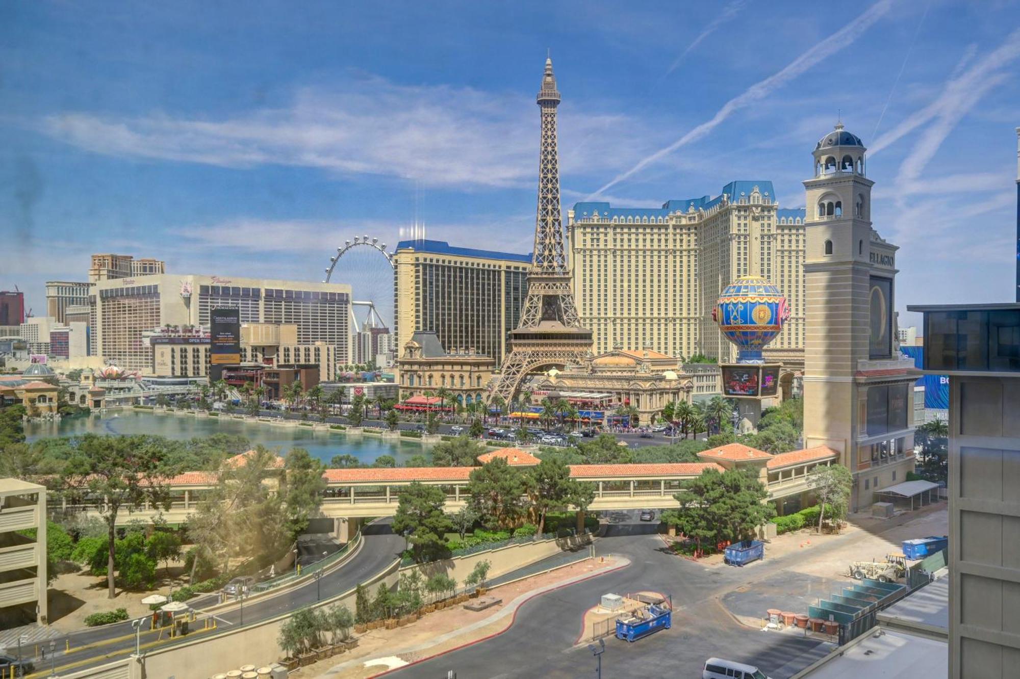 Penthouse With Epic Strip Views - 2bd & 2ba - No Fees! Las Vegas