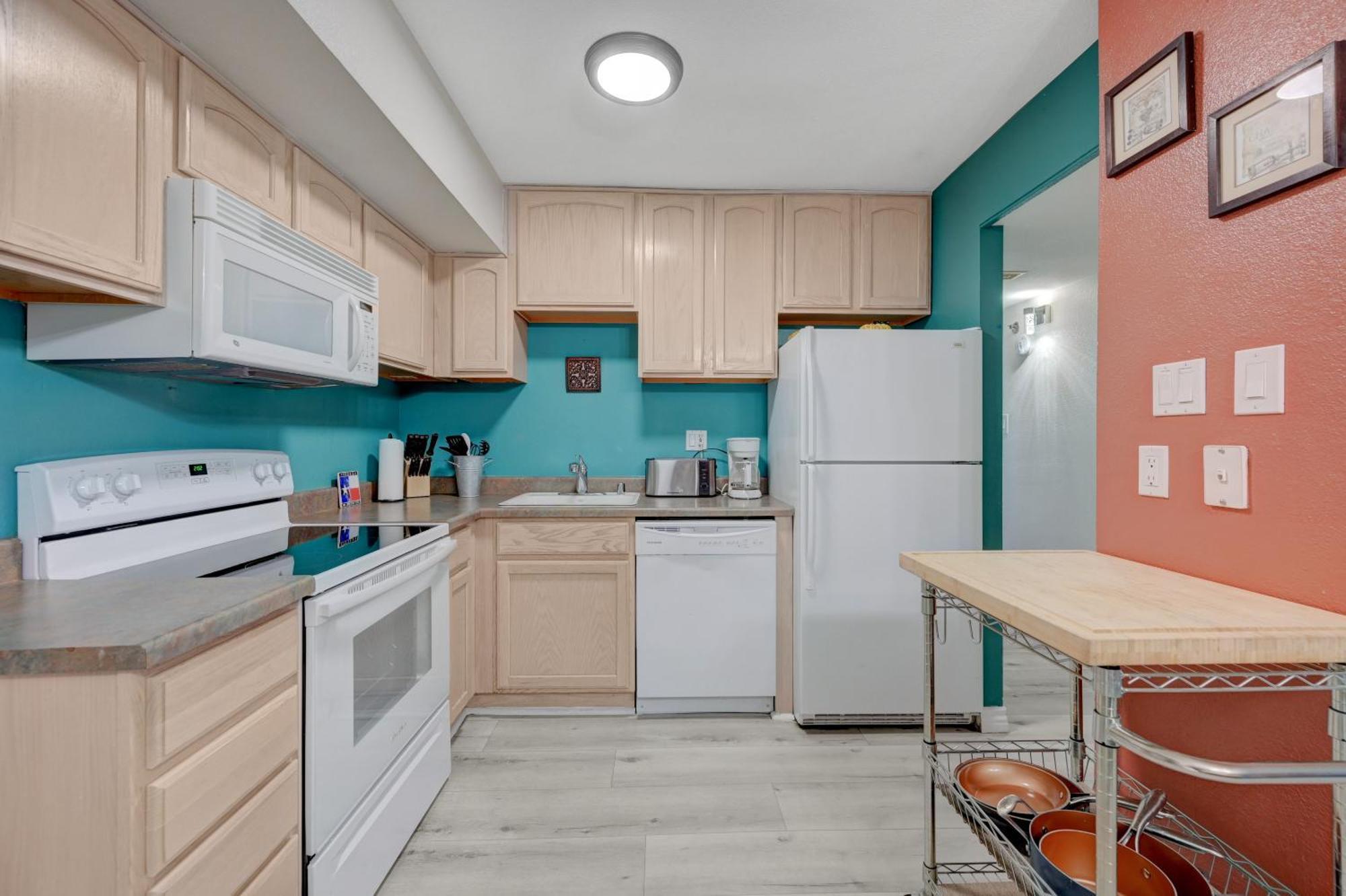 Penthouse With Epic Strip Views - 2bd & 2ba - No Fees! Apartamento