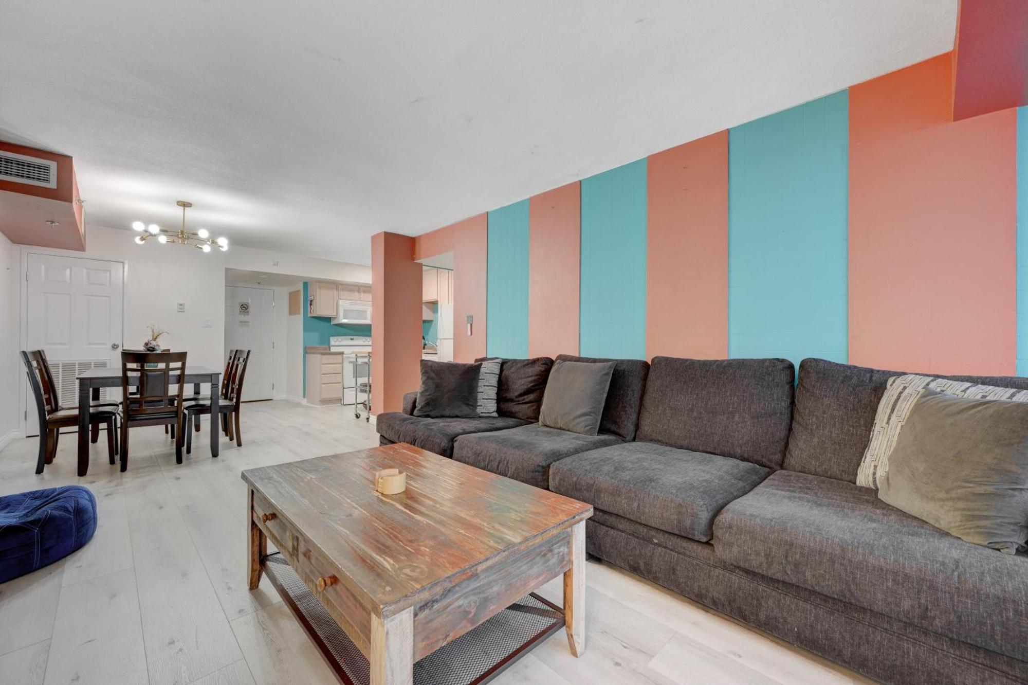 Penthouse With Epic Strip Views - 2bd & 2ba - No Fees! Apartamento Las Vegas